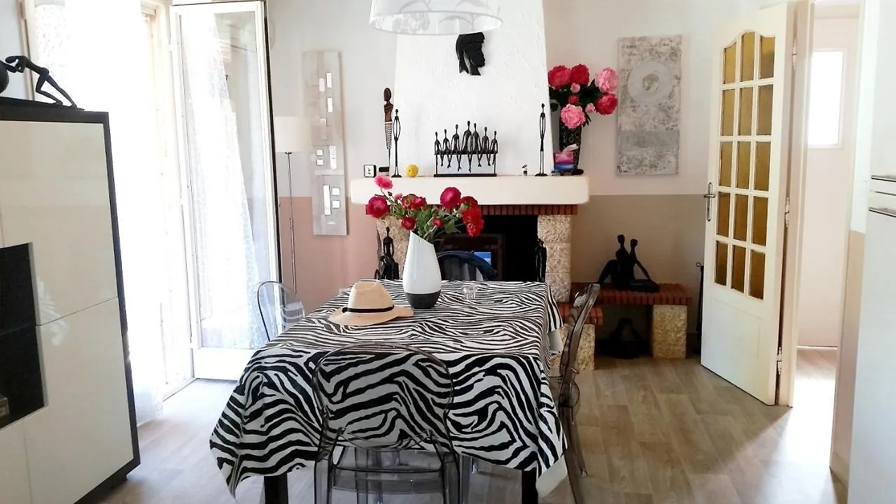 Maison Charmante A La Londe-Les-Maures, Jardin Cloture 0*,